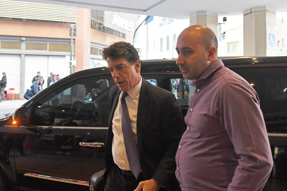 Quién es Fernando Cerimedo, el exasesor de Milei detenido en Bolivia