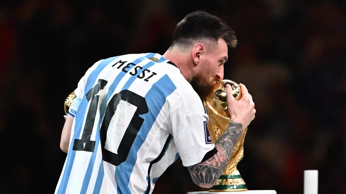 Quién seguirá el legado: tras el retiro de Lionel Messi, la "10" de la Selección argentina espera al heredero