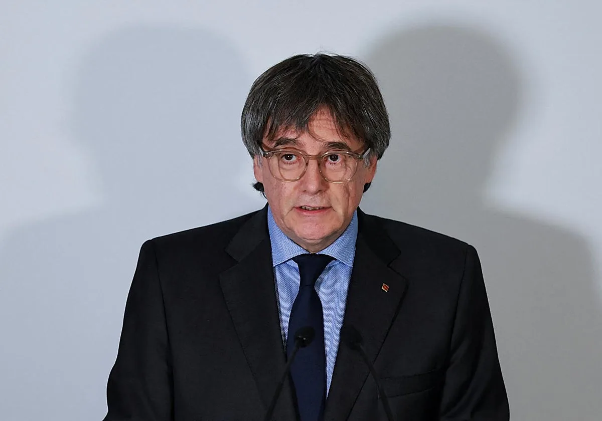 Los cadáveres cruzados de Puigdemont y Maricarmen