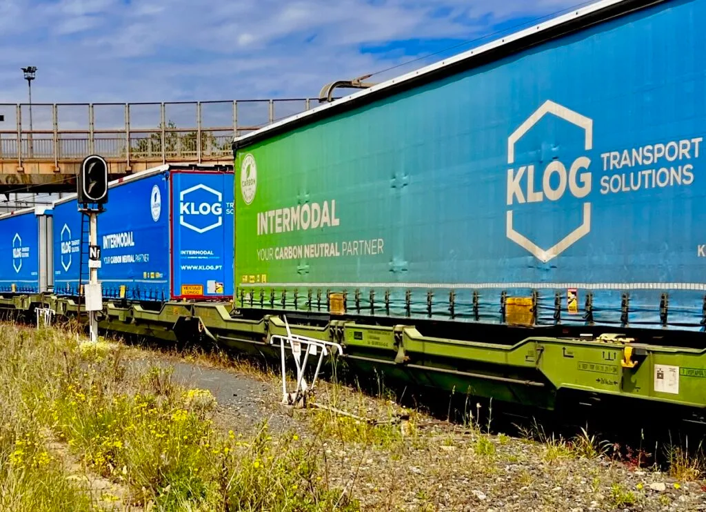 Klog duplica frequências ferroviárias na Europa e retira 26 mil camiões das estradas por ano