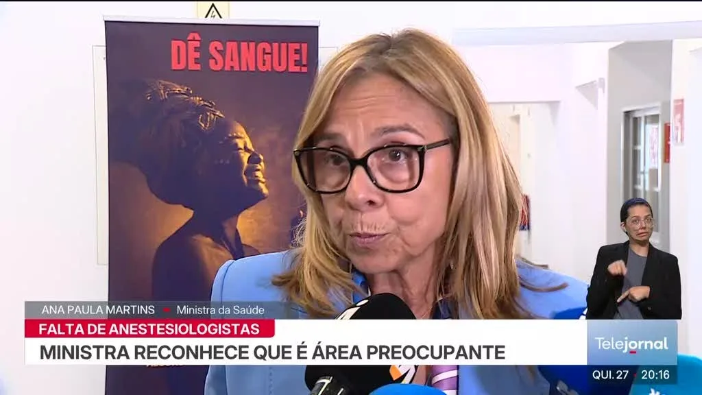 Ministra da Saúde preocupada com falta de médicos anestesistas