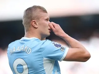 Premier League. Erling Haaland rassure les fans de Manchester City, coupable d’infractions financières