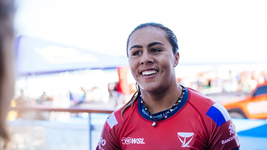 La surfeuse Tya Zebrowski