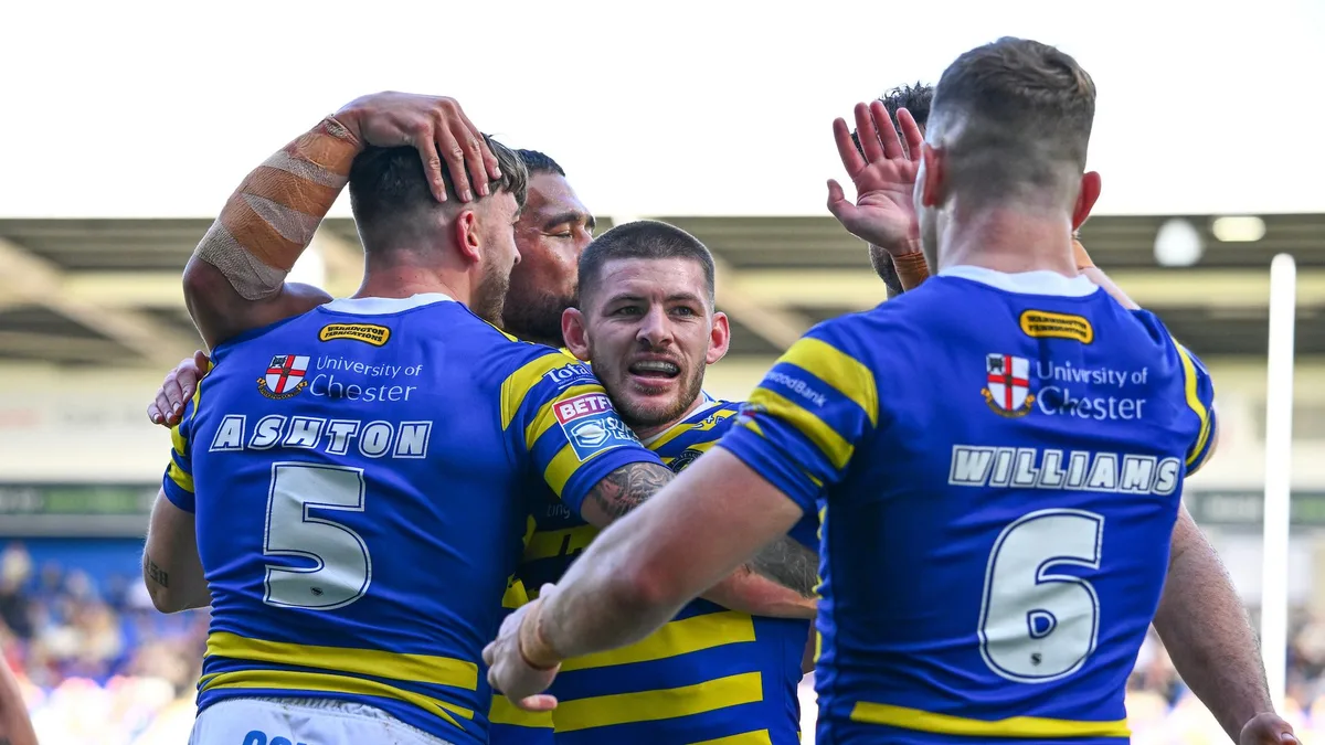 Warrington and Leeds win as Super League play-offs approach