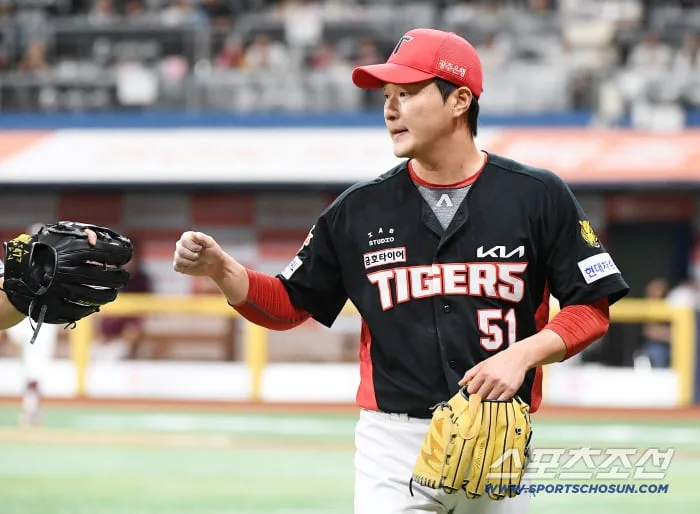 [포토] 전상현, 7회 무실점 투구