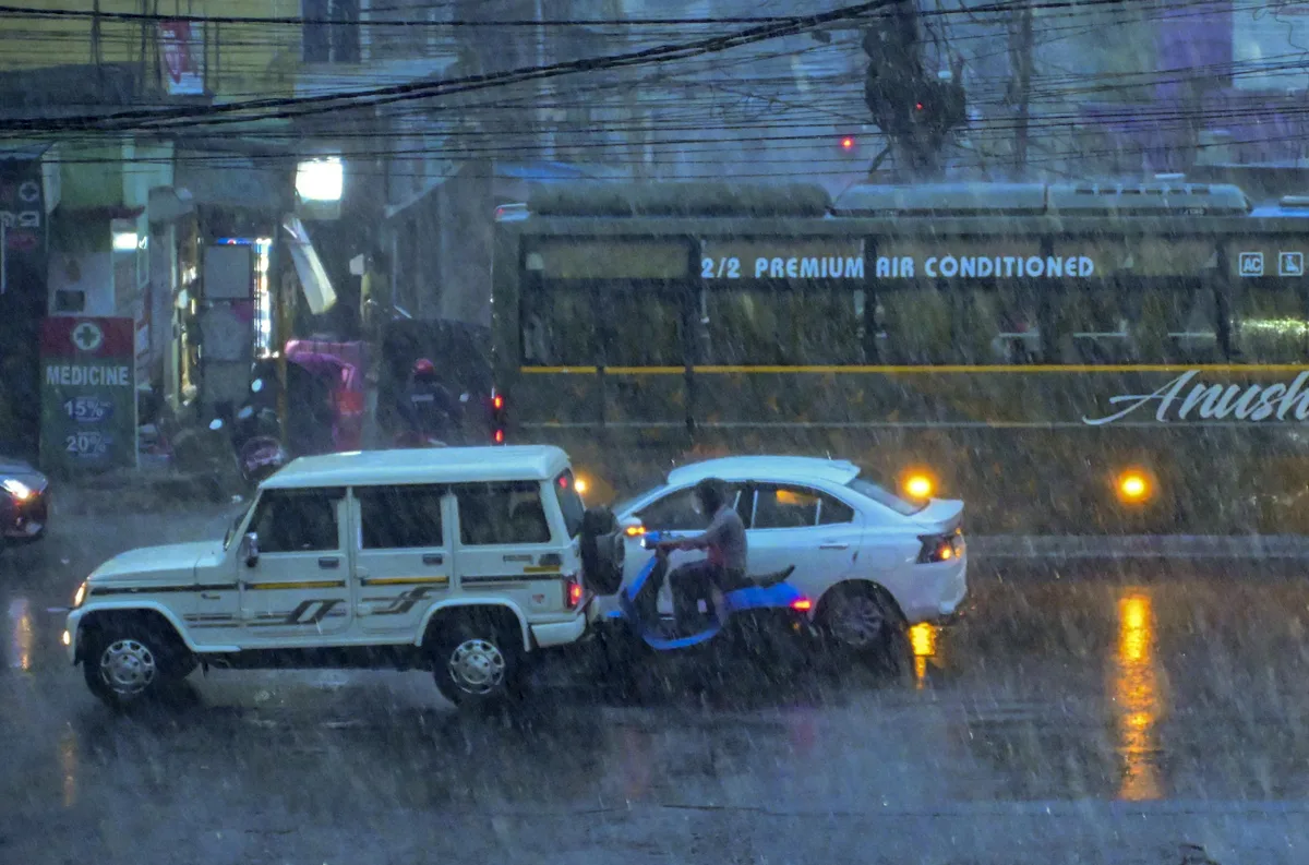 Low-pressure area over Bay of Bengal to bring heavy rain in east India