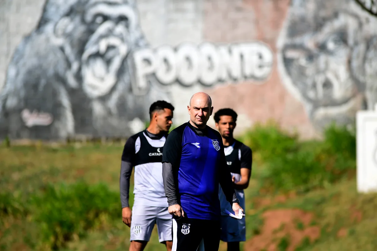 Ponte acumula problemas e tem pelo menos nove desfalques contra o Avaí
