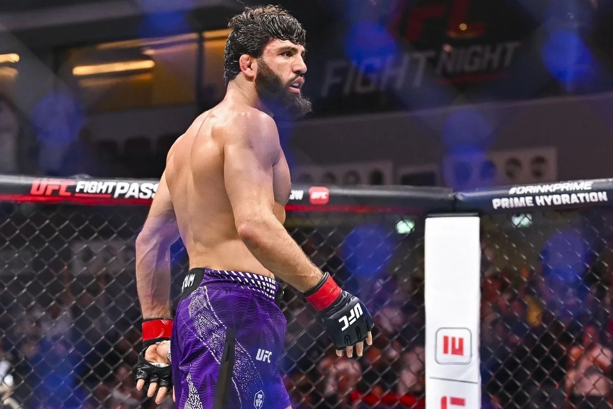 Арман Царукян одержал 11-ю победу в карьере в UFC
