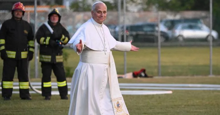 Papa pede renovação da fé além da "mera tradição"
