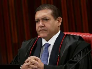 TSE atende PL e determina que governo Lula apresente dados sobre gastos publicitários