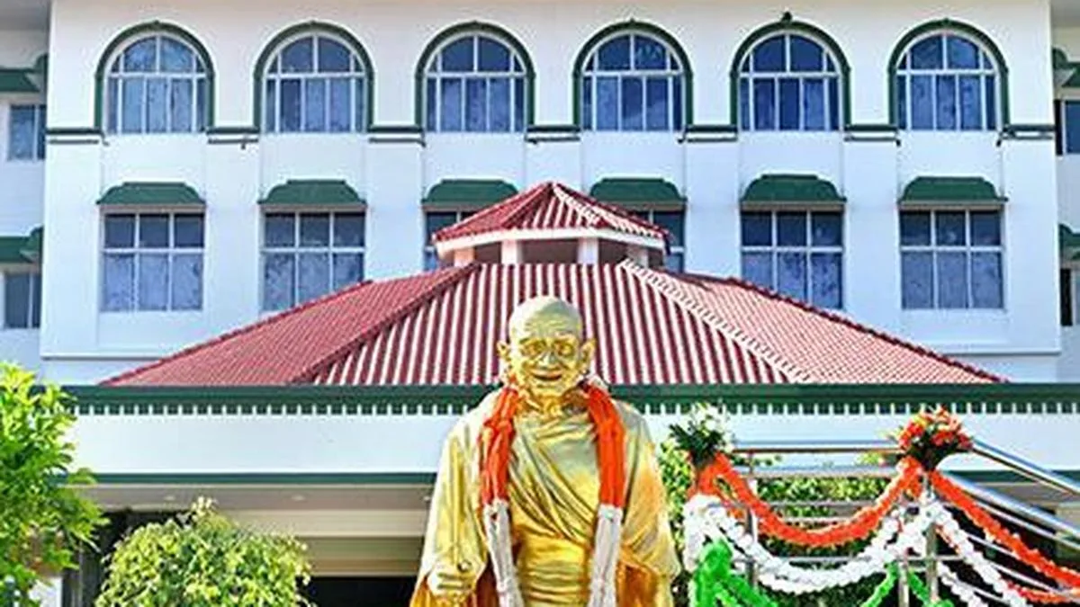 A convert to Islam cannot claim the status of Backward Class Muslim, rules Madras High Court