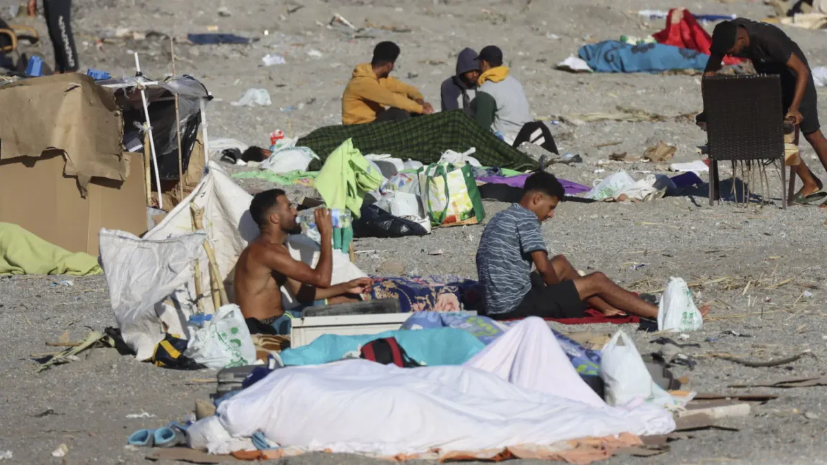 Más de 600 atenciones sanitarias a migrantes en Ceuta en 48 horas: Sanidad convoca de urgencia a las Comunidades para dar vacunas