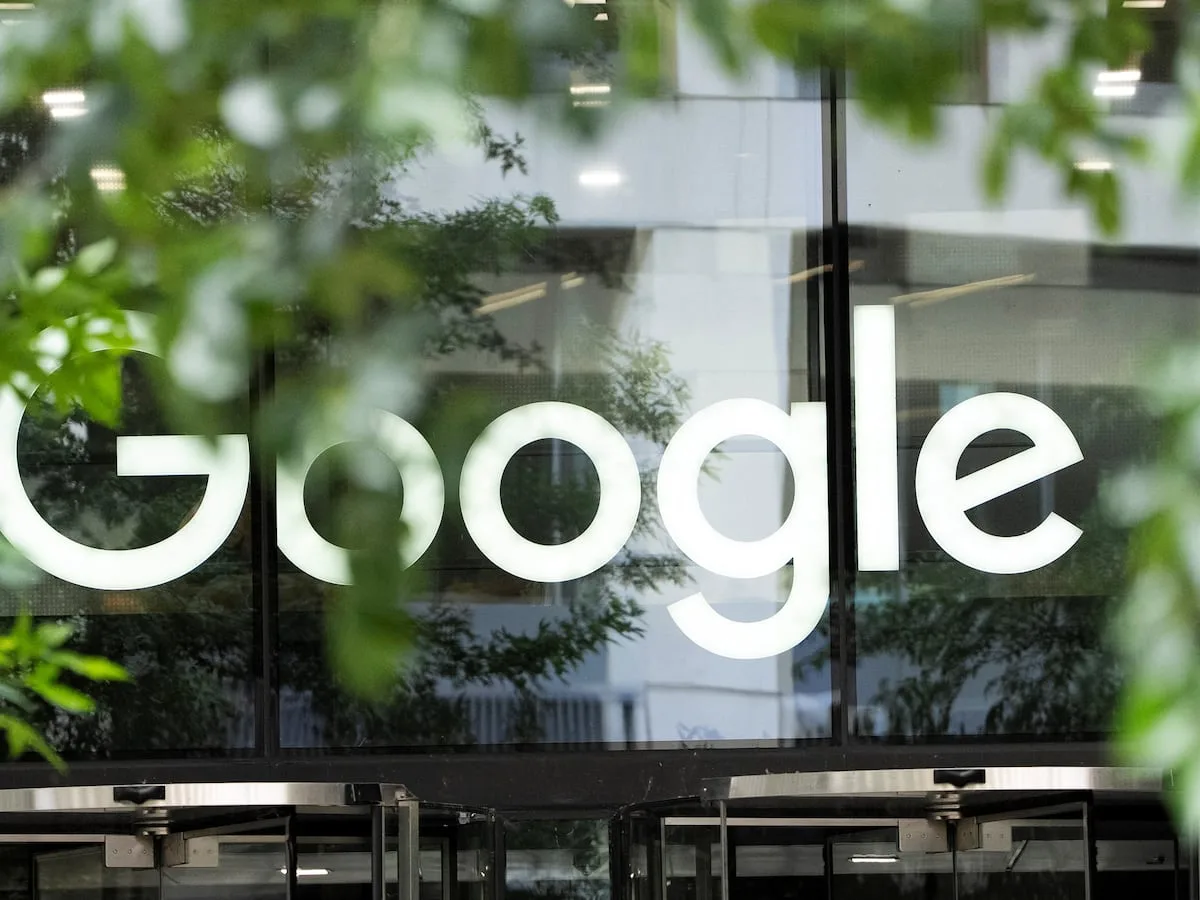 Google fined €403m for EU location data rule breach