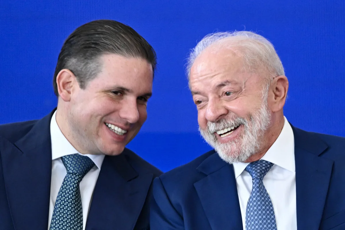 O gesto de Lula para ampliar ofensiva por avanço de matérias prioritárias no Congresso