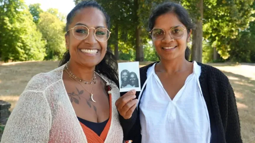 La increíble historia de unas amigas que resultaron ser hermanas y lo descubrieron 40 años después