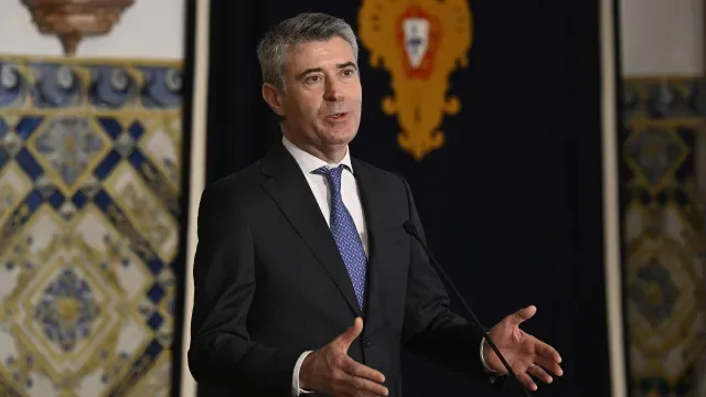 África é "decisiva" para futuro de Portugal e da Europa, diz Carneiro