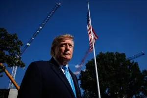 Governo Trump suspende a Microsoft de programa de green cards, alegando fraude