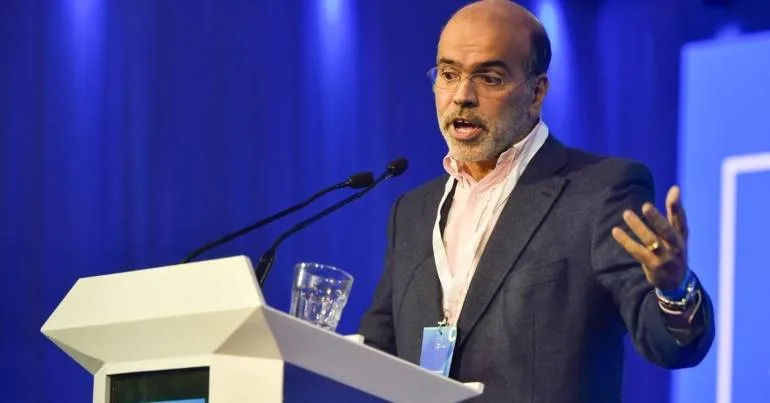 "Se houver aliança entre PSD e Chega há cisão à direita"