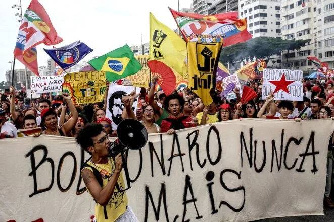 Après le choc du premier tour, le camp Lula tente une difficile «remontada»