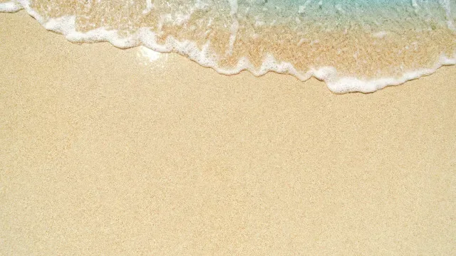 Espanhol de 70 anos morre na Nova Praia na Costa da Caparica