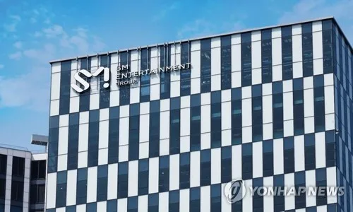 이수만 SM서 5년간 600억 받아…법원 "과도하지만 정상가 입증 안돼"