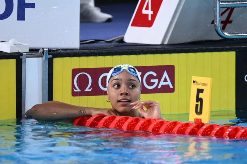 Une sixième médaille pour la France : Mary-Ambre Moluh en argent sur le 50 m dos des Championnats d'Europe