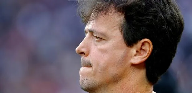 Diniz desabafa em derrota do Corinthians: 'Frustrado, revoltado e triste'