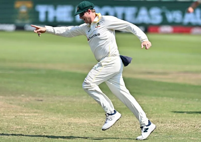 CRICKET: Steve Smith fielding show sees Australia pile pressure on Proteas in first Test