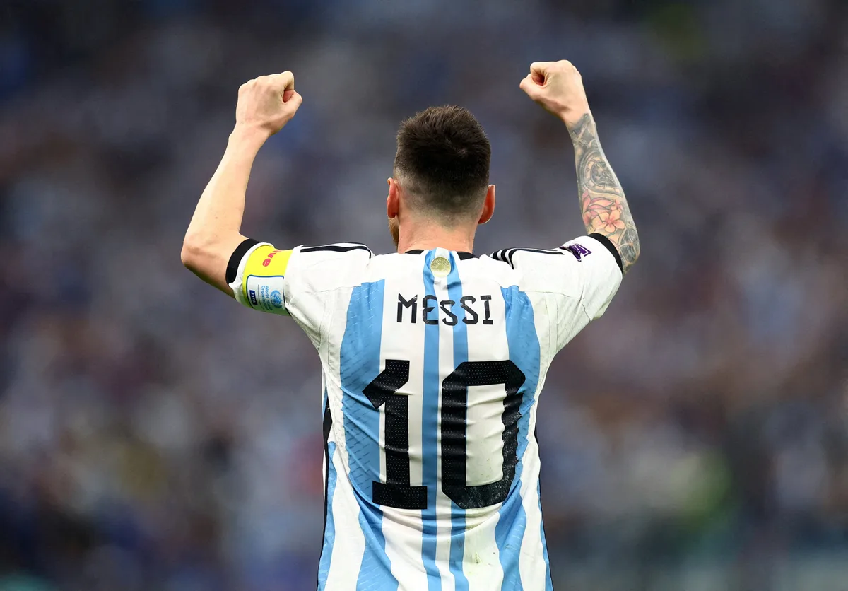 El abuelo, el padre, el hijo y la Copa: cómo Messi tendió el puente generacional más emotivo de la Argentina