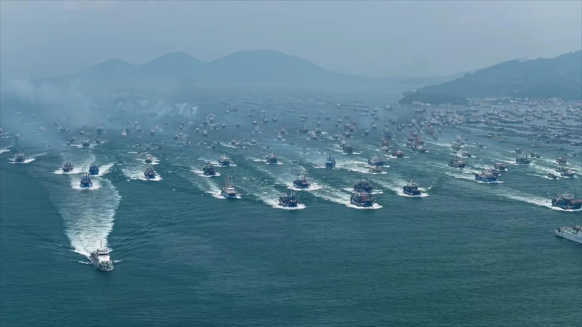 South China Sea fishing season reopens after summer moratorium