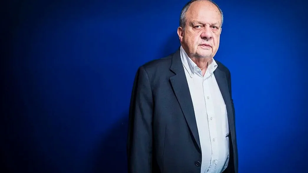 João Soares diz na Universidade de Verão do PSD que comparar Carneiro a Ventura “é uma indecência”