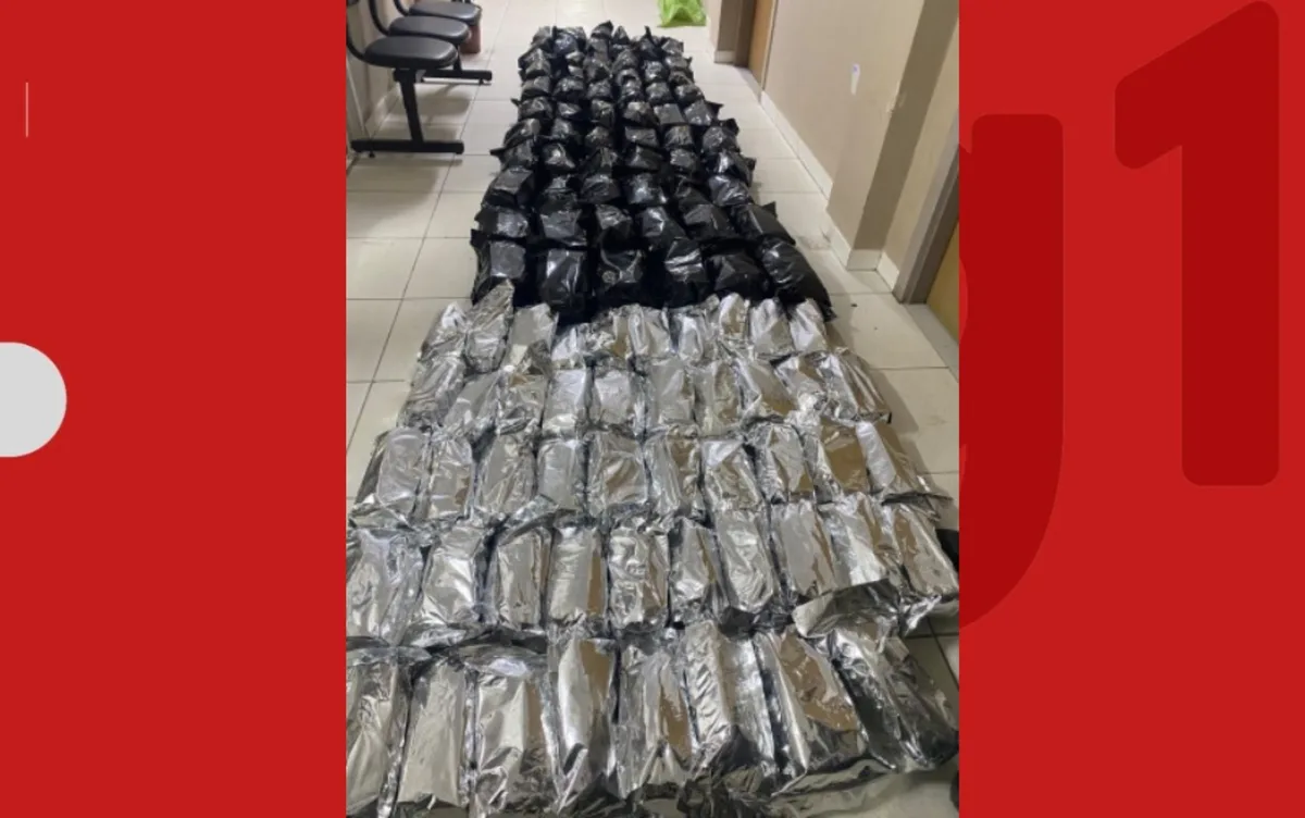 Homem é preso com 90 kg de maconha dentro de caminhonete no interior da Bahia