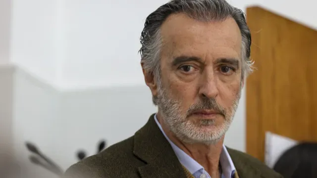 Cotrim Figueiredo critica proibição de acesso de crianças a redes sociais
