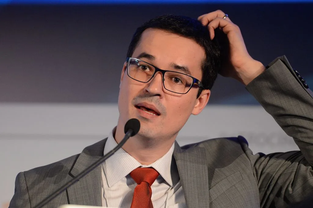 Deltan Dallagnol tem campanha ao Senado suspensa por maioria no TSE