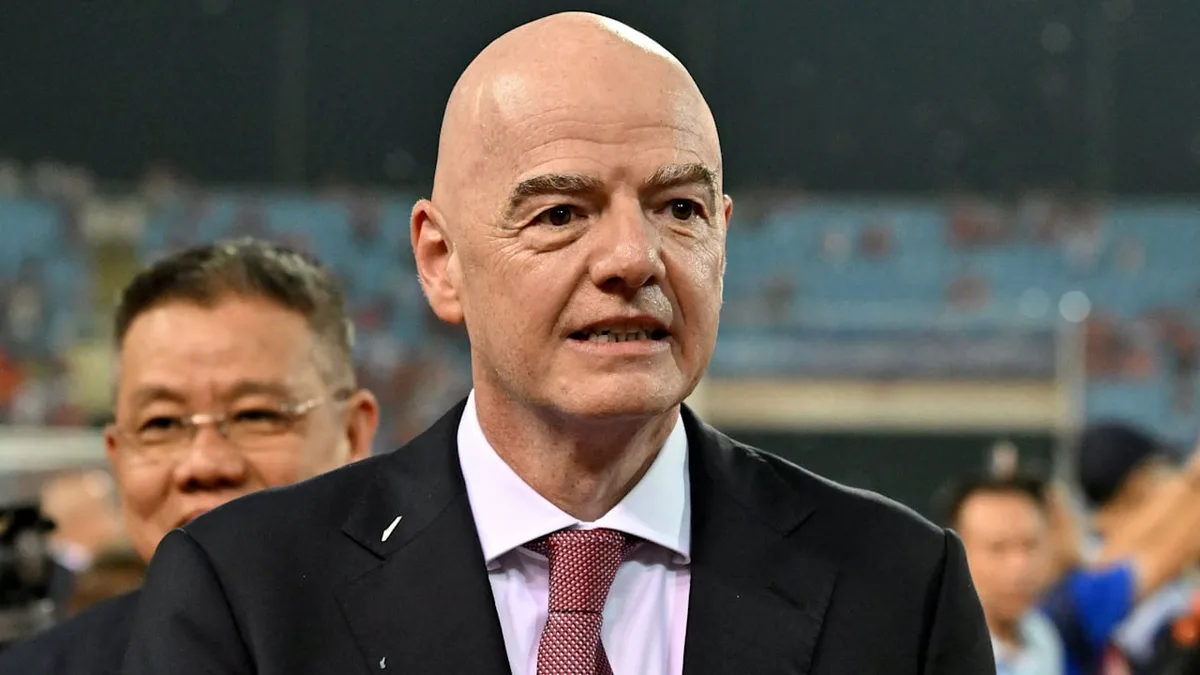 Uefa denkt über Anklage nach - Fifa übernimmt Infantinos Anwaltskosten