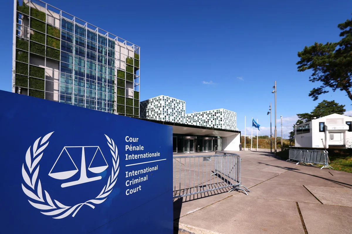 Alemania respalda a la Corte Penal Internacional frente a las sanciones de EEUU por investigar y ordenar la detención de “funcionarios cuyos gobiernos no reconocen” el tribunal