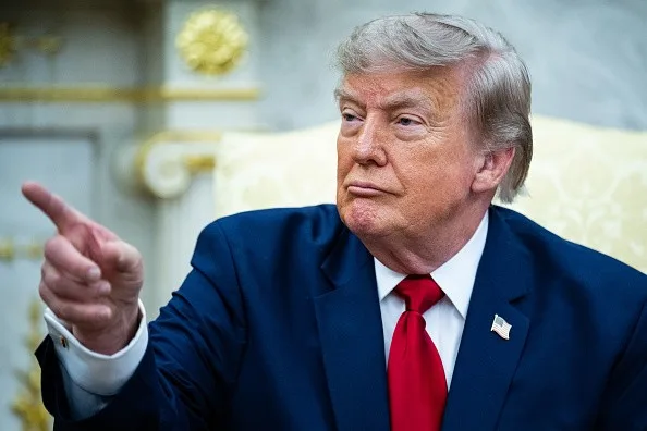 Rejeição a Trump atinge pior resultado já registrado para presidente dos EUA