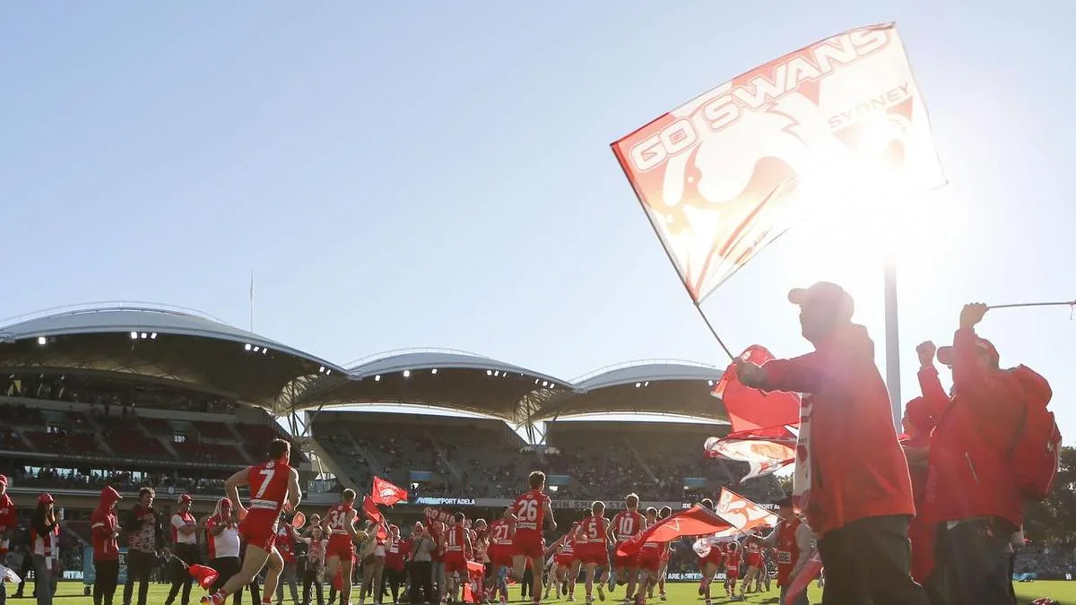 Swans players involved in alleged Melbourne incident