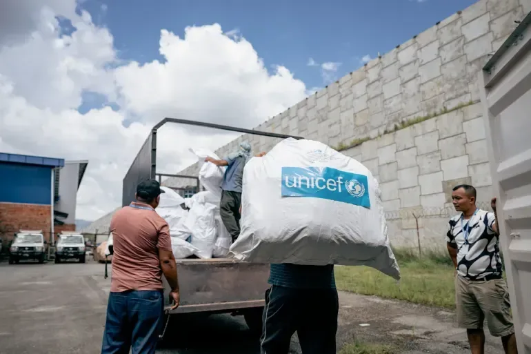 Unos 17.000 niños afectados y 14 menores fallecidos por el deslave en Nepal, según Unicef
