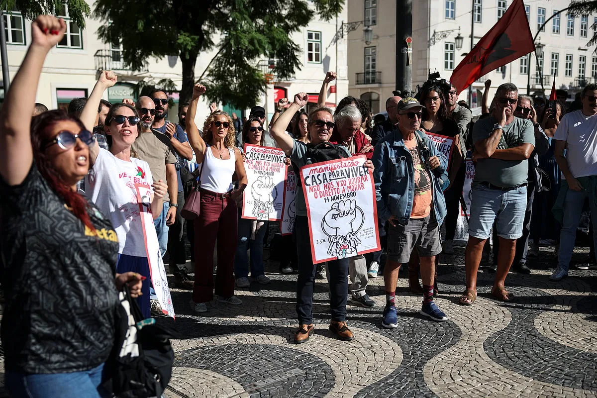 Acampada de Lisboa quer “greve geral ibérica” e articular ações com o Porto