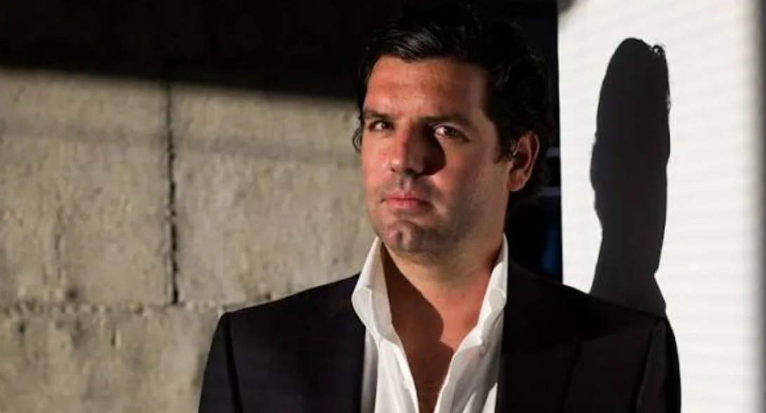 Autos de lujo, rifles y escopetas: lo que halló la policía en las propiedades de Alejandro Betancourt en España