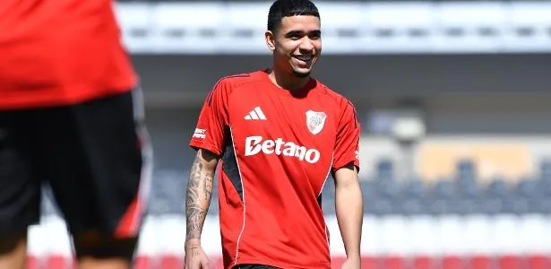 'Endrick do Equador' não empolga, e Chelsea busca novo destino