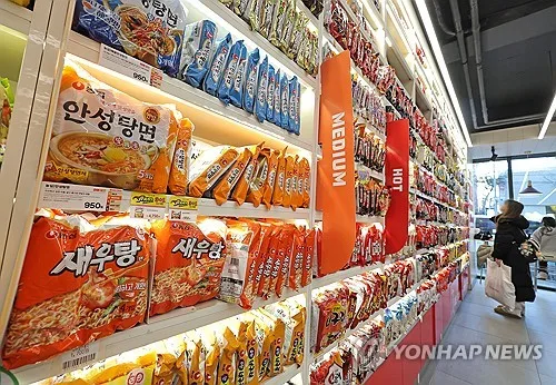 DS증권 "K-라면 돌아왔다…수출 실적 성장 본격화 전망"