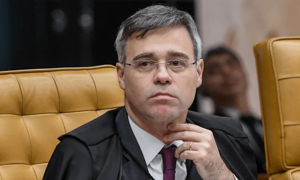 Mendonça defende imparcialidade em casos do Master e do INSS