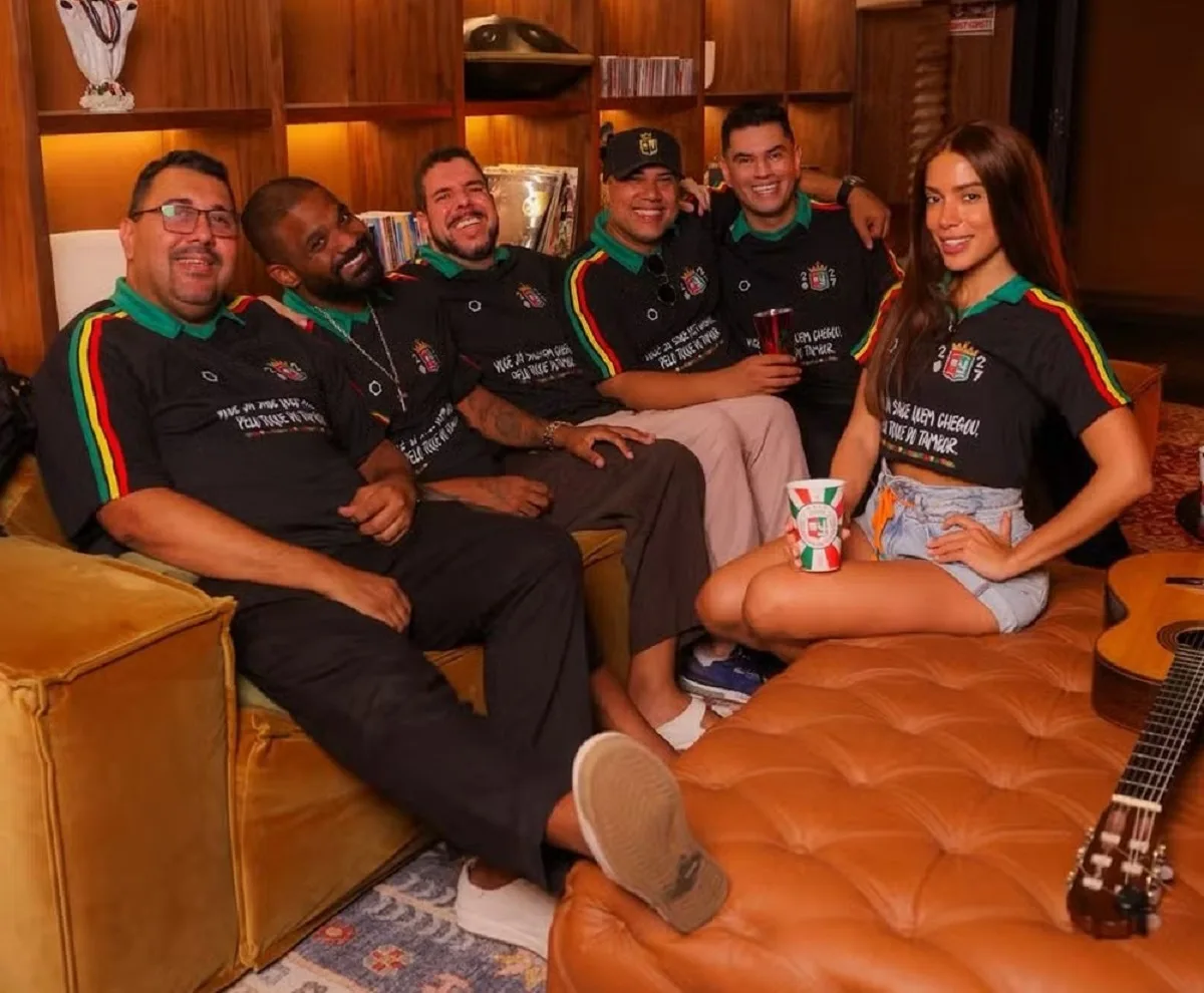 Anitta faz parceria importante para disputar samba na Grande Rio