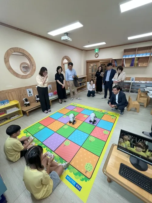 화재 감지부터 독서·코딩까지···경북 돌봄시설에 AI 로봇 127대