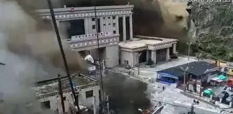 Flash floods: Sadhguru oversees rescue ops as 77 from 'Isha Foundation' remain missing