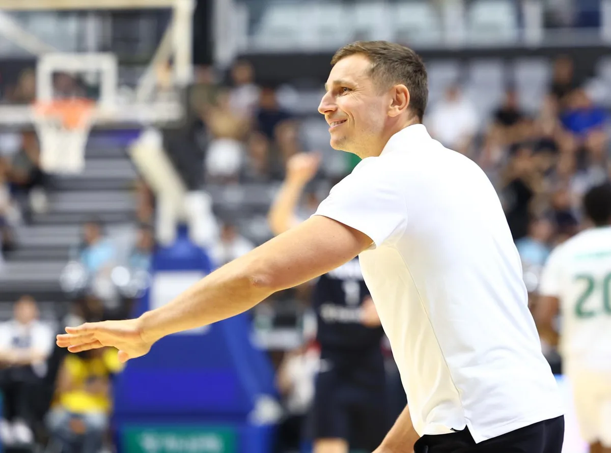 3연패 벗어난 남자농구…‘탈꼴찌’ 마줄스 감독 “선수들 열정 남달랐어”