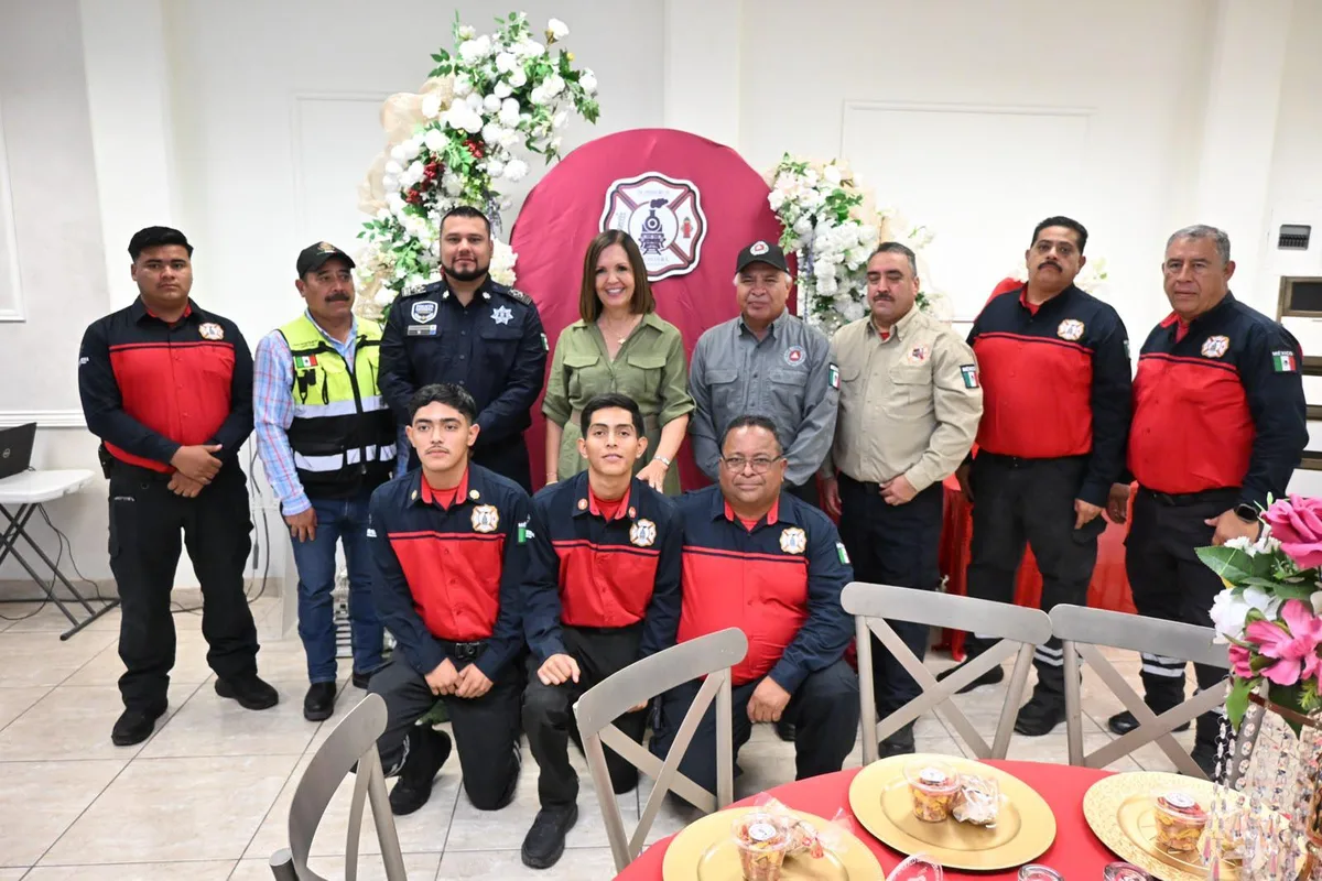 Frontera honra a sus Bomberos; reconoce a quienes han entregado la vida por servir