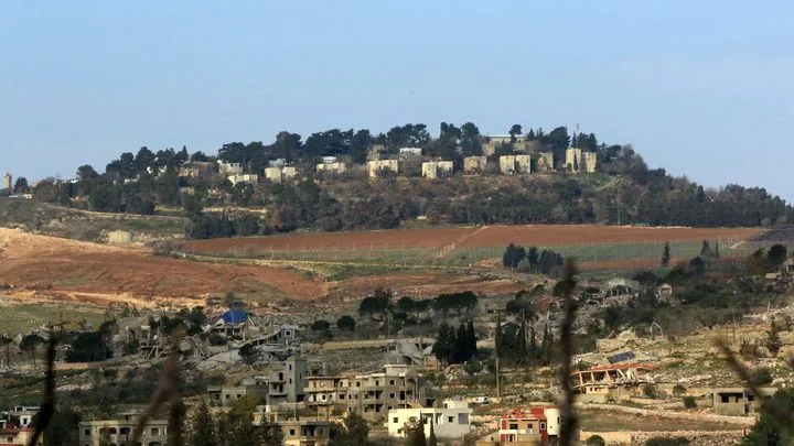 Au sud du Liban, l’espoir de voir refleurir les iris après les bombes